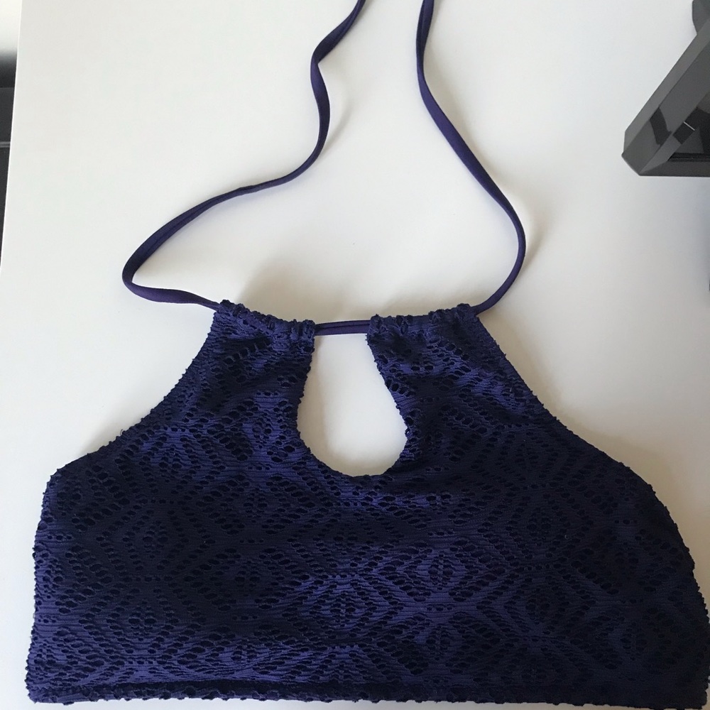 Roxy baiting suit top - Picture 1 of 2